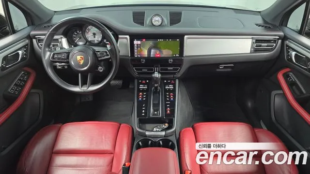 Porsche Macan — Фото автомобиля 7