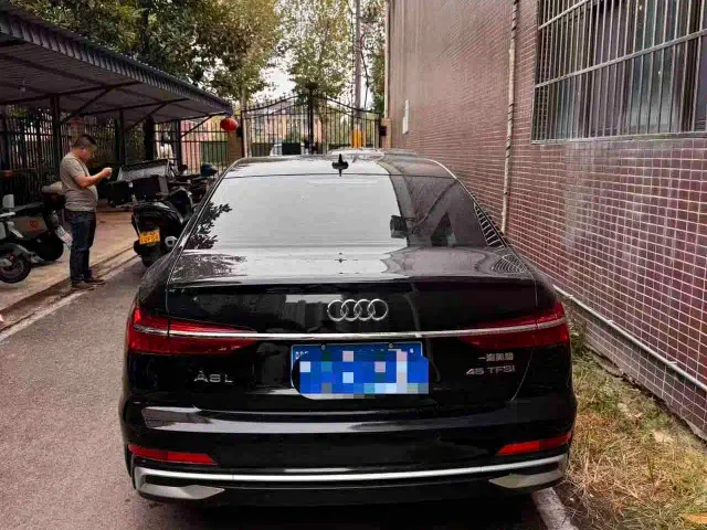 Audi A6L — Фото автомобиля 11