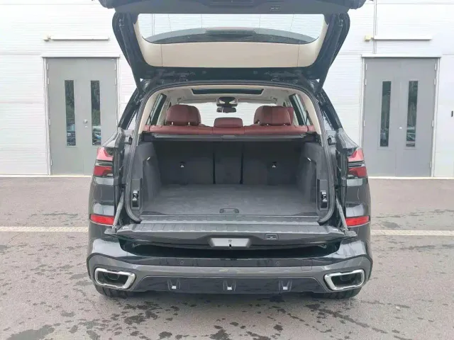 BMW X5 — Фото автомобиля 11