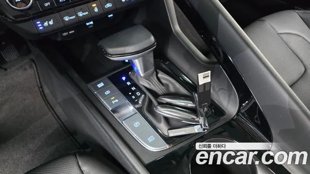 Hyundai Avante CN7 — Фото автомобиля 12