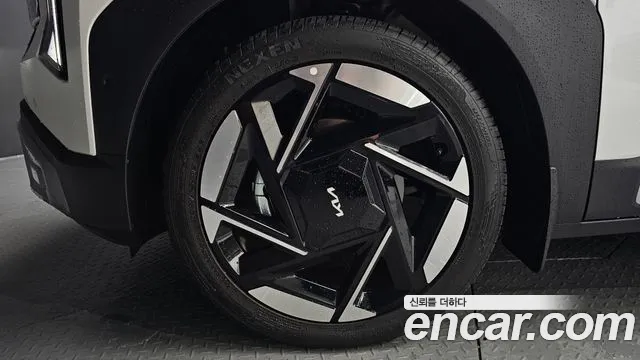 Kia Seltos Seltos 2 поколение Бензин 1.6T 2WD — Фото автомобиля 5