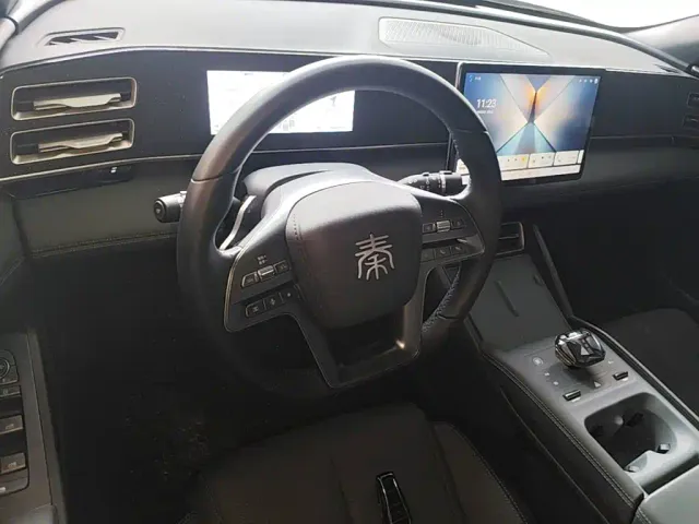BYD Qin L — Фото автомобиля 10