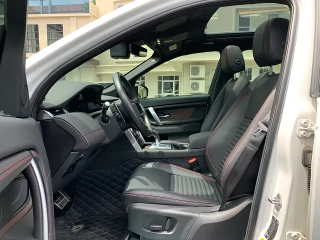 Land Rover Discovery Sport 2022 Model 249PS R-Dynamic S Performance Edition 5-Seater — Фото автомобиля 14