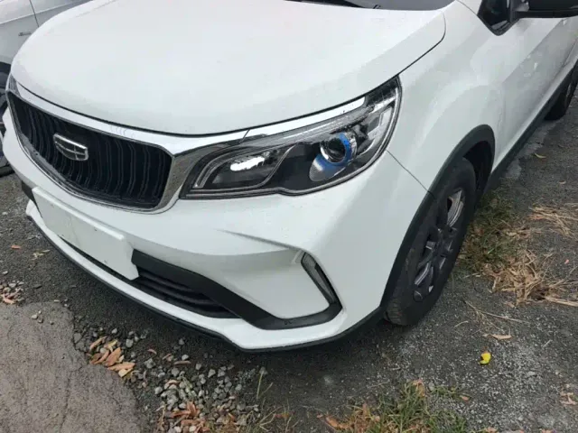 Geely Vision X3 — Фото автомобиля 23