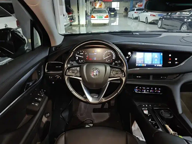 Buick Enclave — Фото автомобиля 10