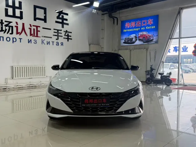 Hyundai Elantra — Фото автомобиля 2