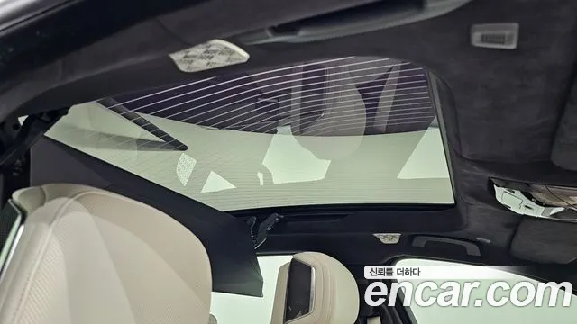 BMW i7 — Фото автомобиля 12