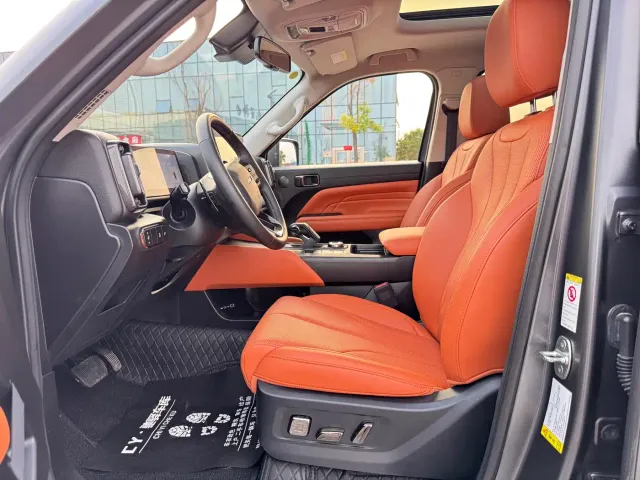 Haval H9 — Фото автомобиля 10