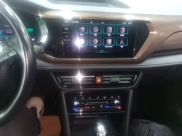 Volkswagen Tharu — Фото автомобиля 12