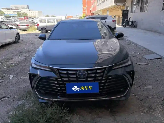 Toyota Avalon — Фото автомобиля 2