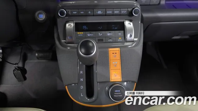 Hyundai Casper — Фото автомобиля 8