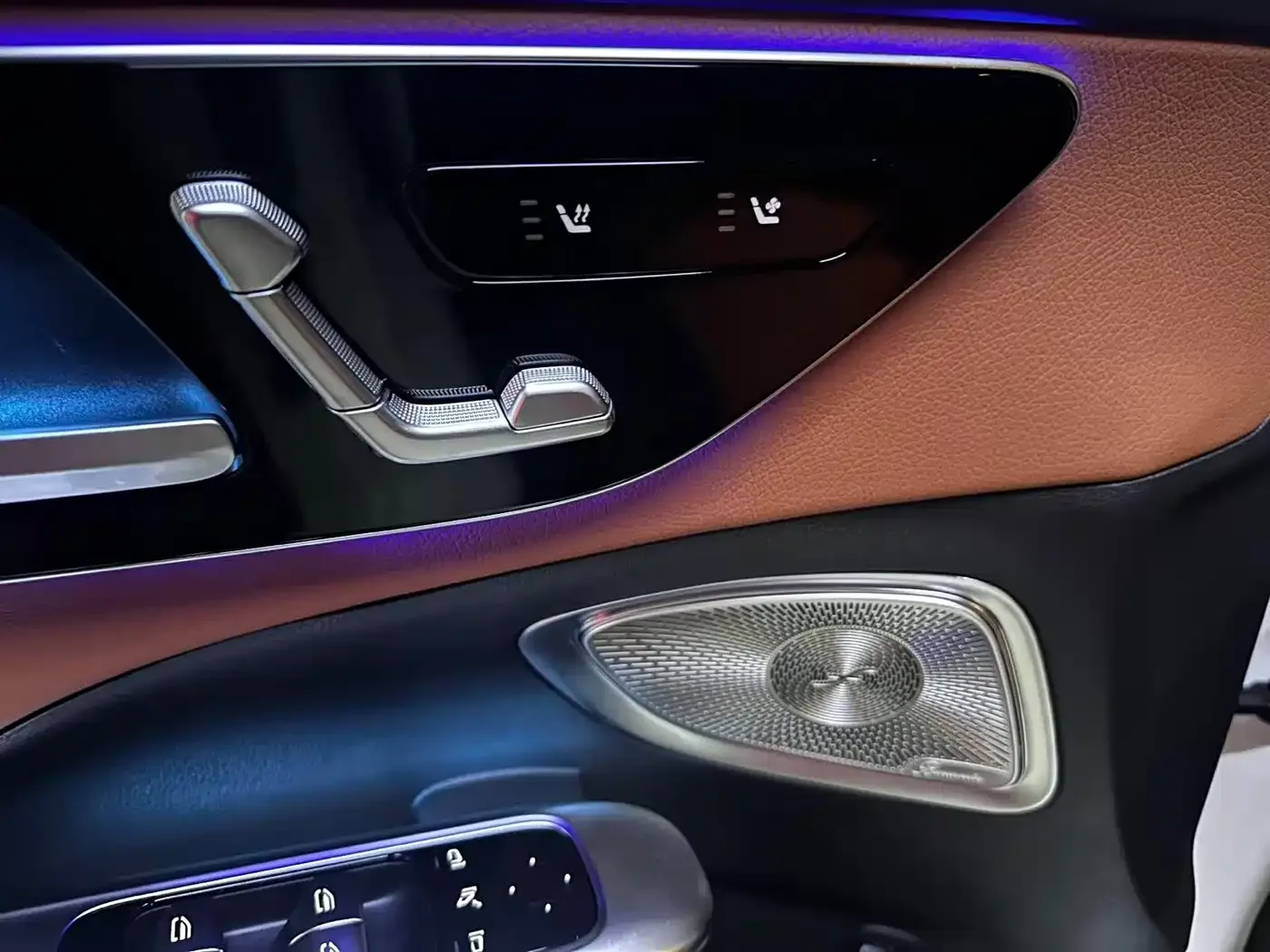 Mercedes-Benz Mercedes-Benz C-Class 2025 C 260 L Night Sport Edition — Фото автомобиля 4