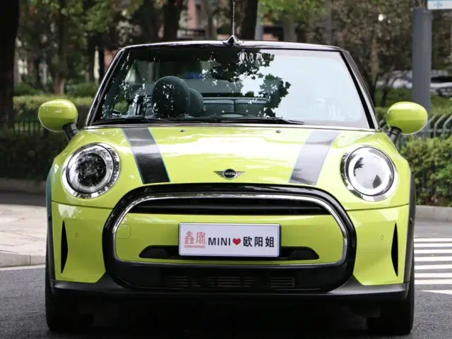 MINI Hatch — Фото автомобиля 2
