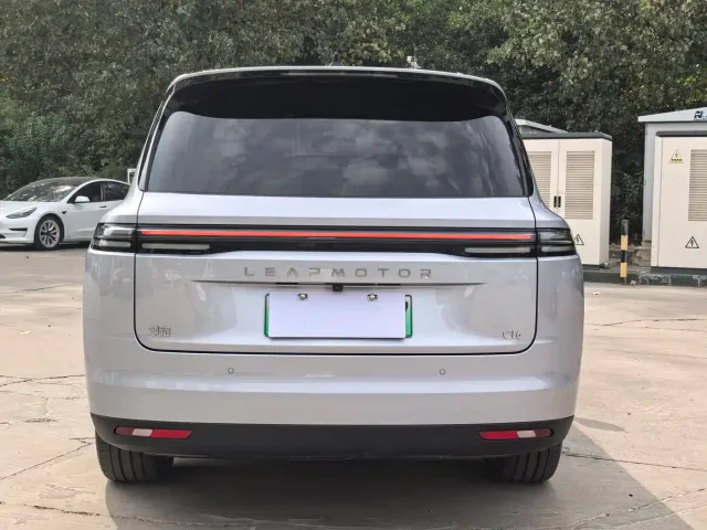 Leapmotor Leapmotor C16 2024 Extended Range 200 Premium Edition — Фото автомобиля 16