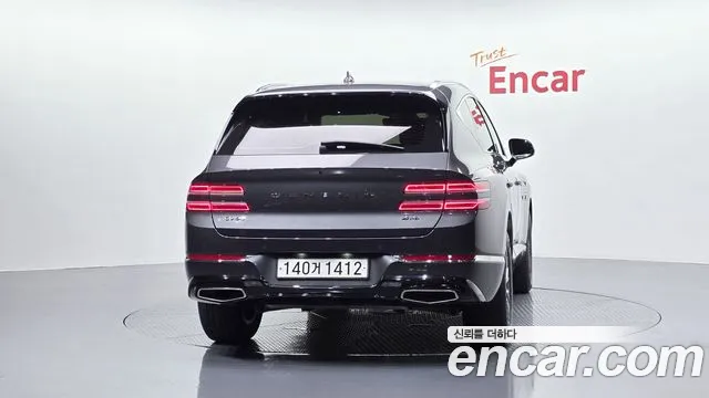 Genesis GV80 — Фото автомобиля 3
