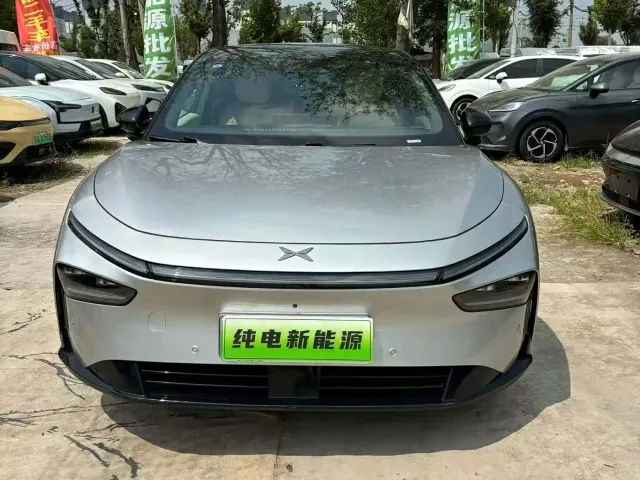 Xpeng P7+ — Фото автомобиля 2