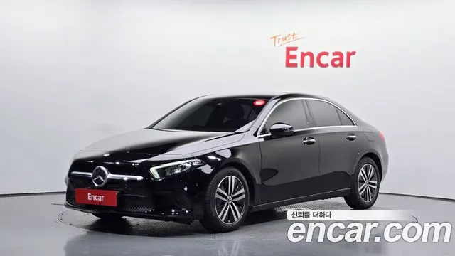 Фотография автомобиля — Mercedes-Benz A-Class