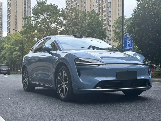 Luxeed R7 — Фото автомобиля 7
