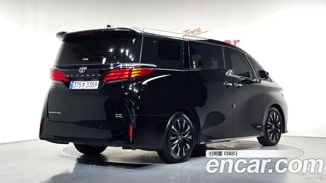 Toyota Alphard — Фото автомобиля 2