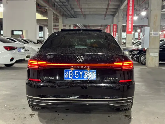 Volkswagen Passat — Фото автомобиля 6
