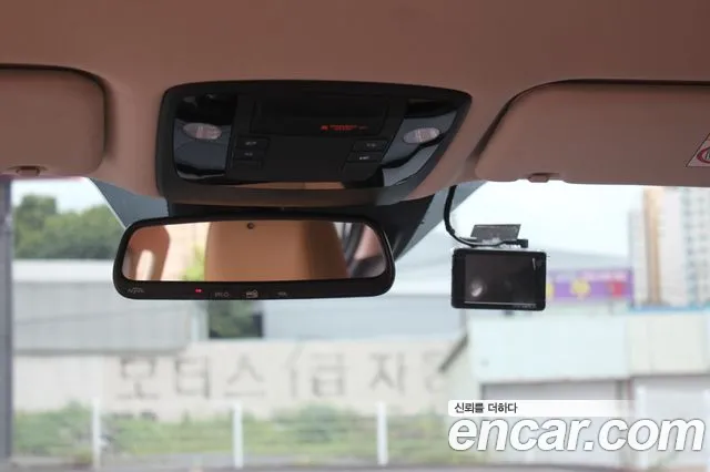 Kia Canival Carnival 4 поколение Бензин 11 мест Prestige — Фото автомобиля 8