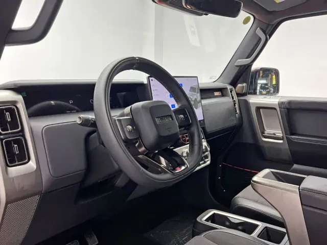 iCAR V23 — Фото автомобиля 13
