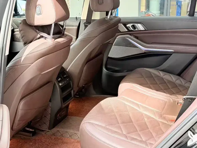 BMW X5 — Фото автомобиля 4