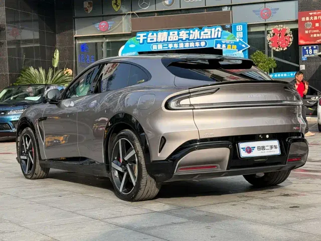 Xiaomi YU7 — Фото автомобиля 4