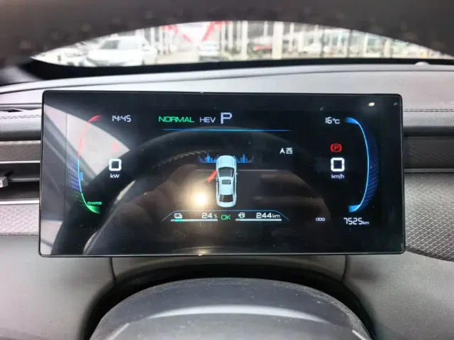 BYD Qin PLUS — Фото автомобиля 11