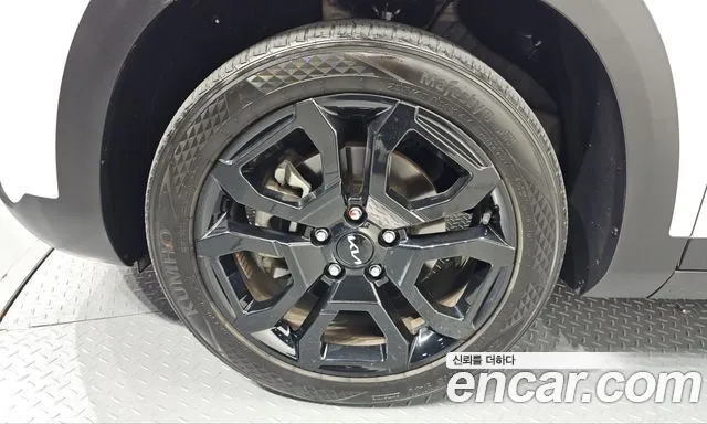 Kia Seltos — Фото автомобиля 5