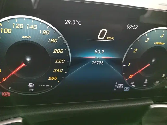 Mercedes-Benz GLB-Class — Фото автомобиля 16
