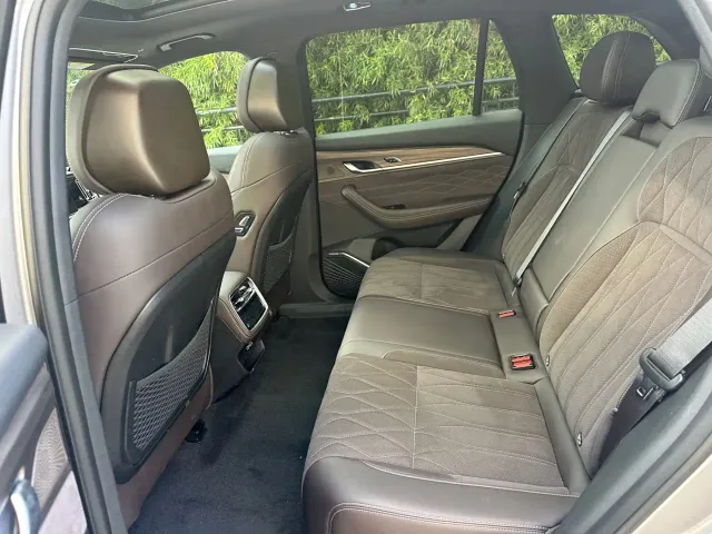 Geely Xingyue L — Фото автомобиля 5