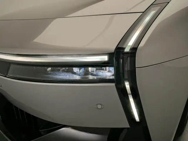 Xpeng P7 — Фото автомобиля 18