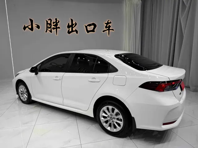 Toyota Corolla — Фото автомобиля 6