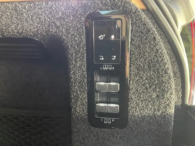 Land Rover Range Rover — Фото автомобиля 19