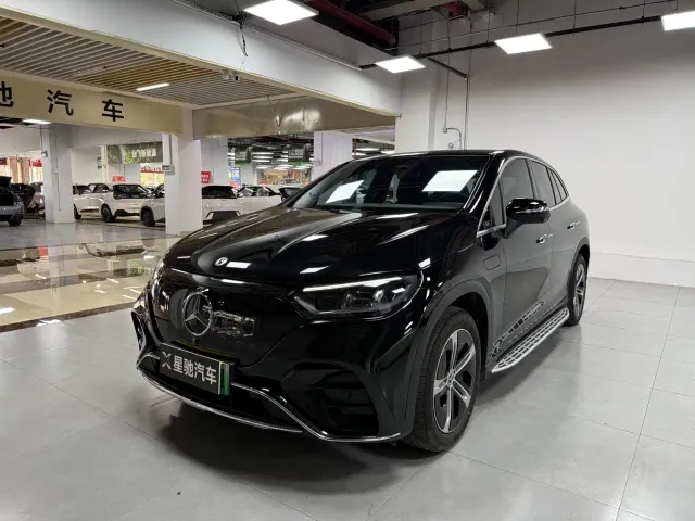Фотография автомобиля — Mercedes-Benz EQE SUV
