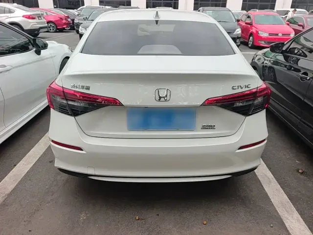 Honda Civic — Фото автомобиля 5