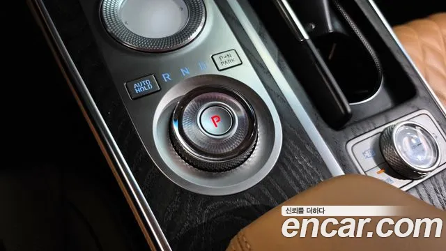 Genesis GV80 — Фото автомобиля 12