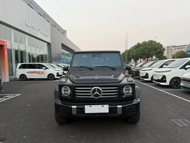 Mercedes-Benz G-Class — Фото автомобиля 2