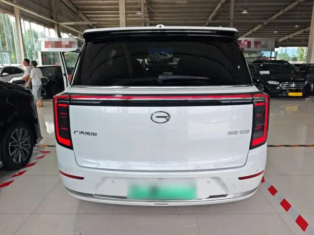 GAC Trumpchi Xiangwang S9 — Фото автомобиля 5
