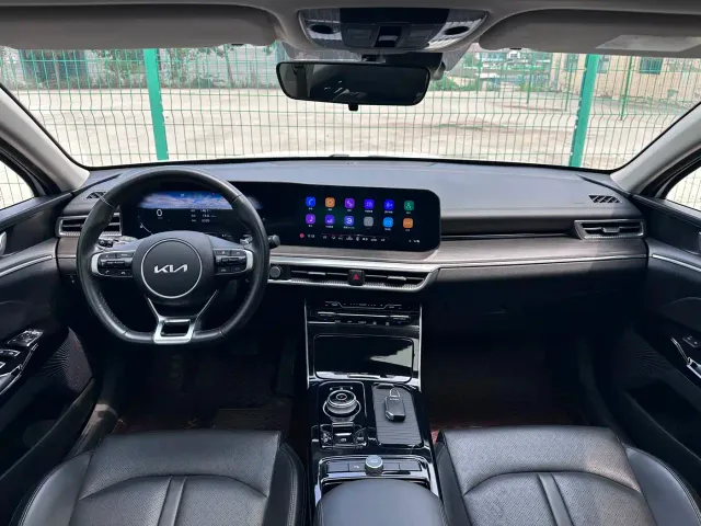 Kia K5 — Фото автомобиля 5