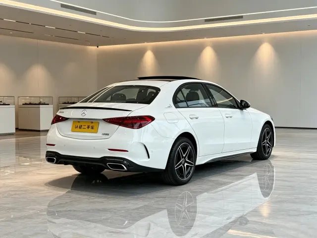 Mercedes-Benz C-Class — Фото автомобиля 4