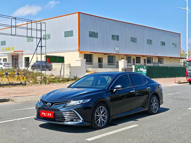 Toyota Camry — Фото автомобиля 5