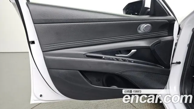 Hyundai Avante — Фото автомобиля 13