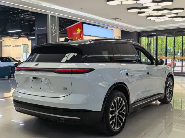 Nio ES6 — Фото автомобиля 9