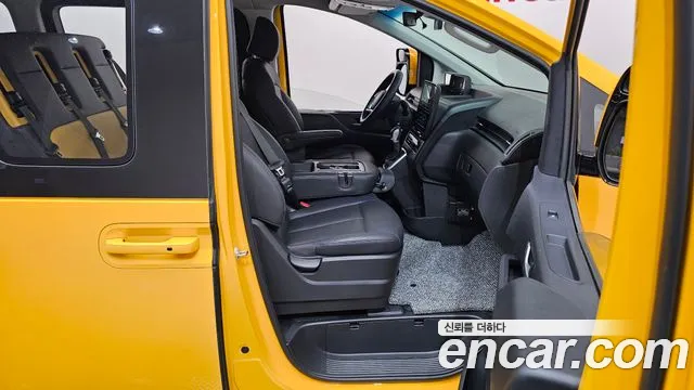 Hyundai Staria — Фото автомобиля 11