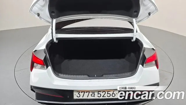 Hyundai Avante — Фото автомобиля 21