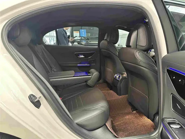 Mercedes-Benz C-Class — Фото автомобиля 29