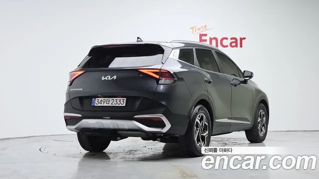 Kia Sportage Sportage 5-е поколение Дизель 2.0 2WD — Фото автомобиля 2
