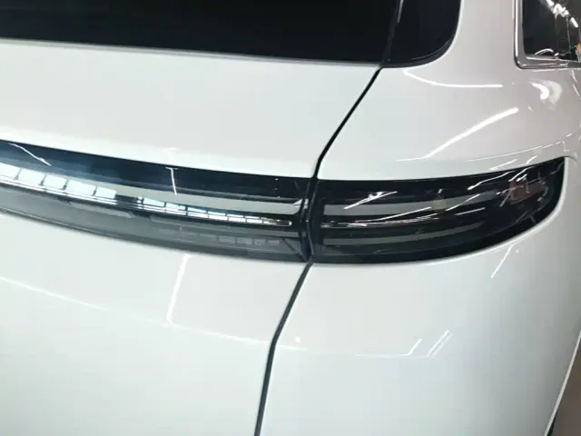 Li Auto L7 — Фото автомобиля 7